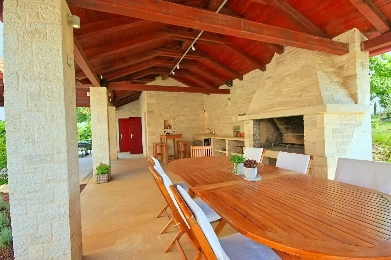 Villa Mirna Svetvinčenat 0*,  Kroatien